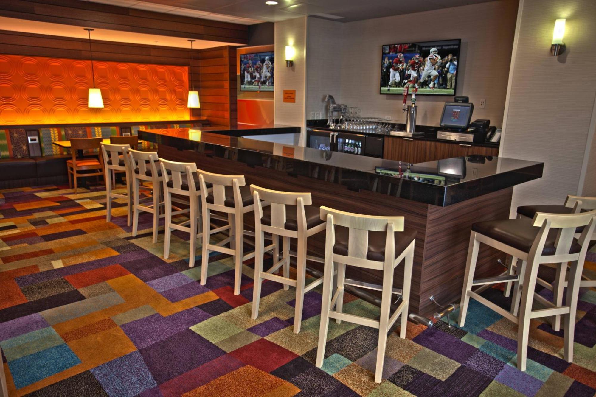 Fairfield Inn & Suites By Marriott Columbus Airport Eksteriør bilde