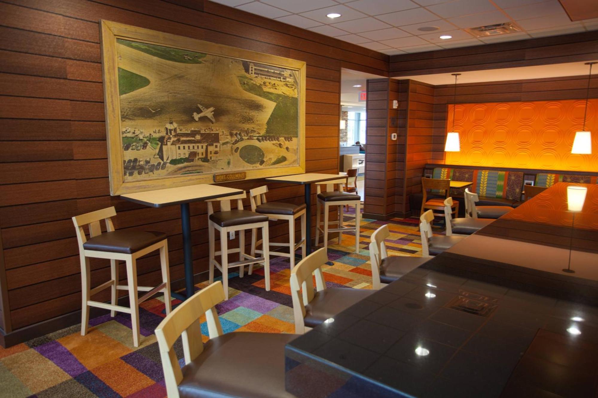 Fairfield Inn & Suites By Marriott Columbus Airport Eksteriør bilde