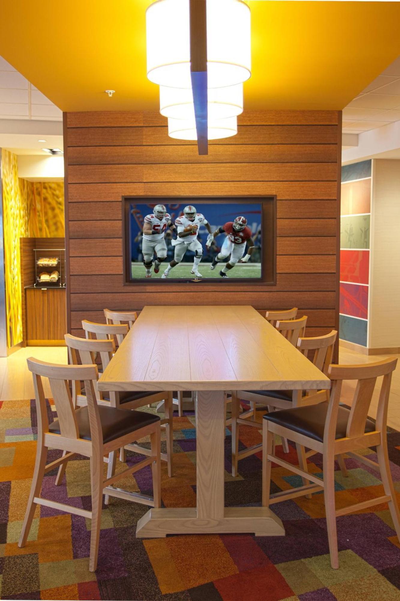 Fairfield Inn & Suites By Marriott Columbus Airport Eksteriør bilde